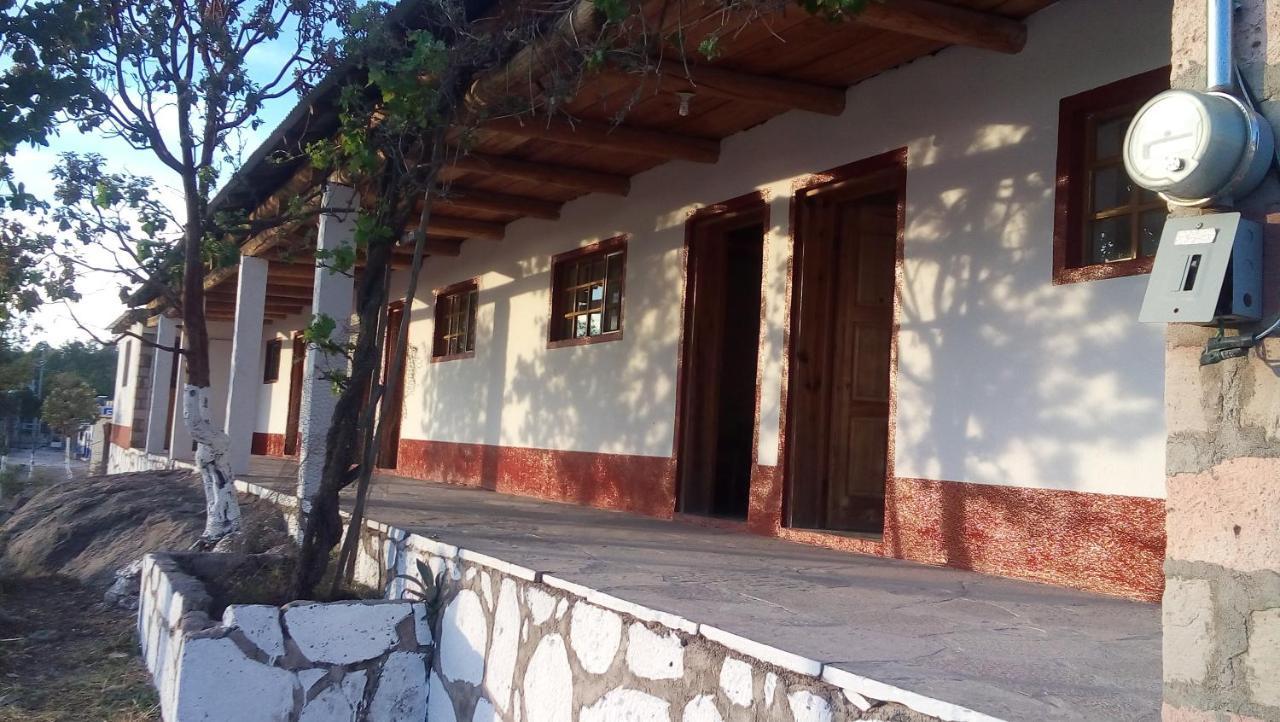 Hotel Entronque Barrancas San Alonso Eksteriør bilde