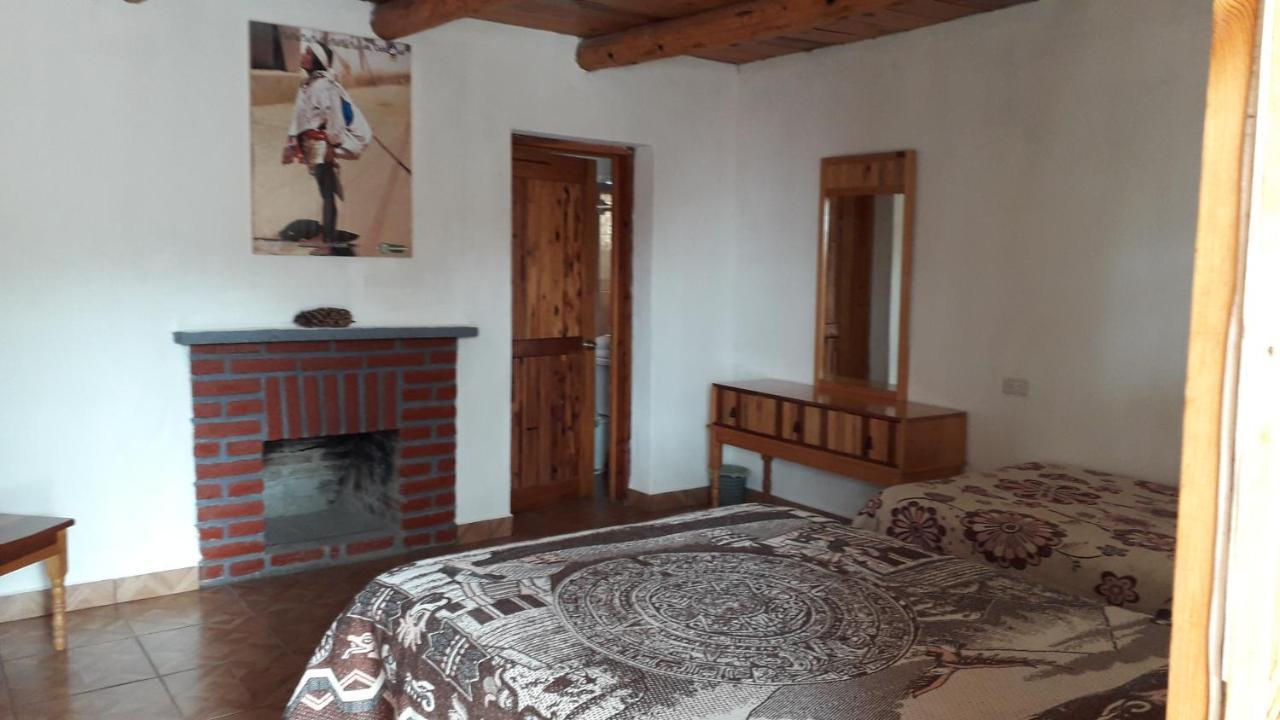 Hotel Entronque Barrancas San Alonso Eksteriør bilde